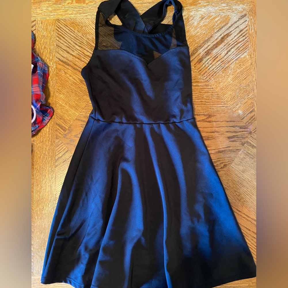 Black mini halter top dress small